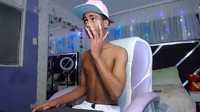 Santy_bigcock_01 웹캠 쇼