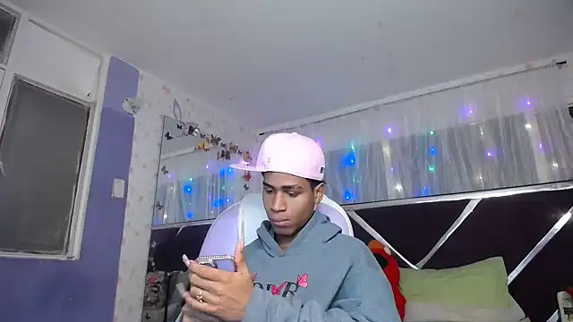 Show de Santy_bigcock_01 na webcam