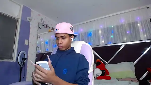 عرض كام Santy_bigcock_01
