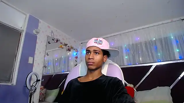 Webkamerová show Santy_bigcock_01