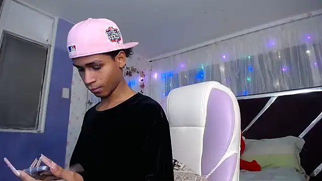 Santy_bigcock_01 Webcam show