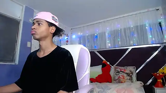 عرض كام Santy_bigcock_01