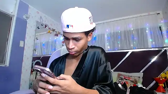 Santy_bigcock_01 웹캠 쇼