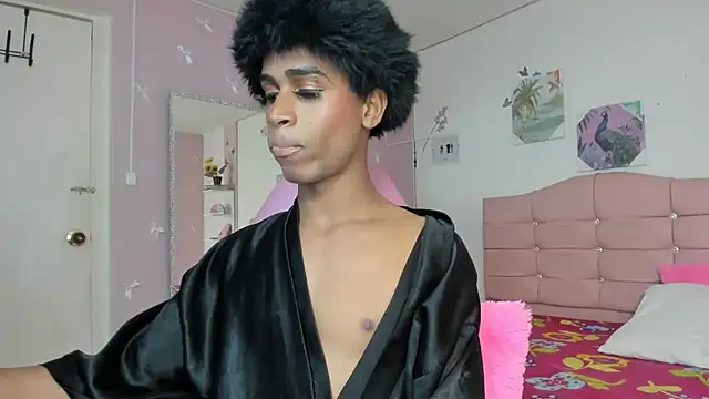 Santy_bigcock_01 Adlı Modelin Web Kamerası Şovu