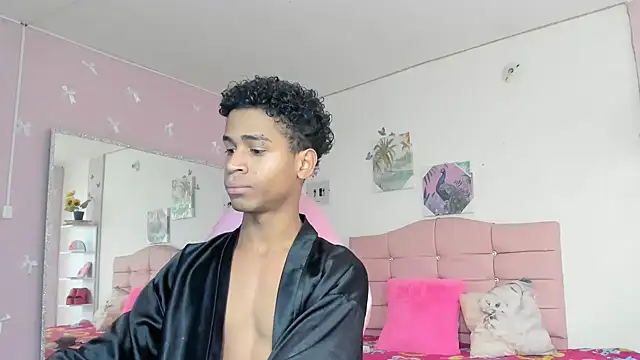 Santy_bigcock_01 ওয়েবক্যাম শো