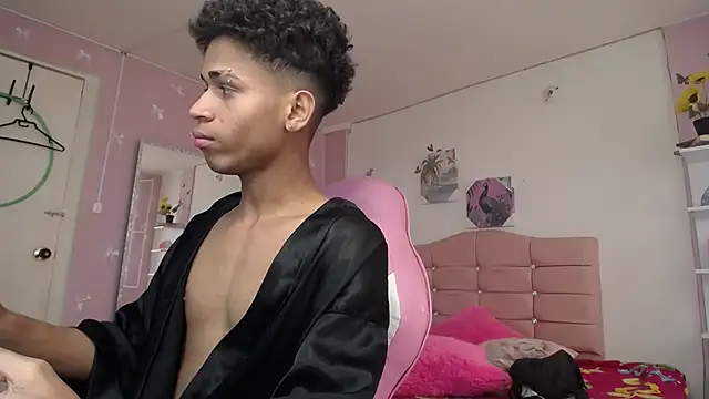 Santy_bigcock_01 webcam show