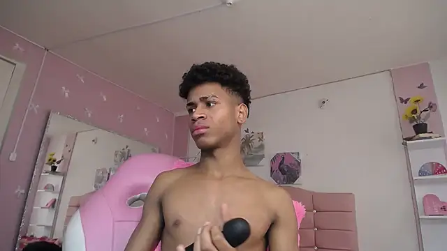 عرض كام Santy_bigcock_01