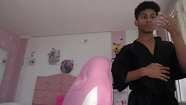 Santy_bigcock_01 – webcam-show