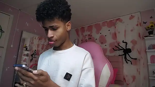 โชว์เว็บแคมของ Santy_bigcock_01