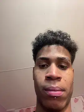 Santy_bigcock_01 Шоу с уебкамера