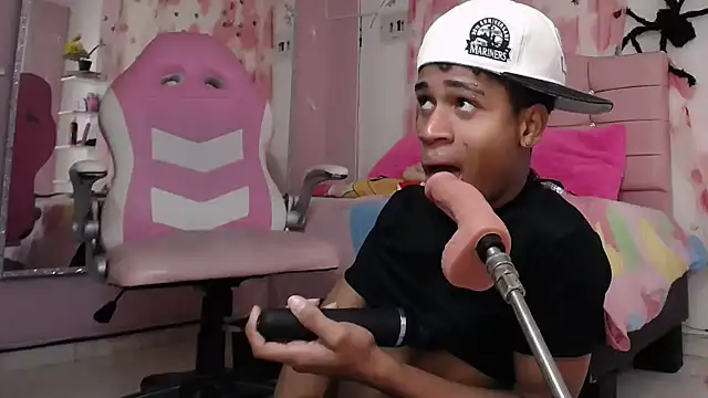 Santy_bigcock_01 Webcamshow