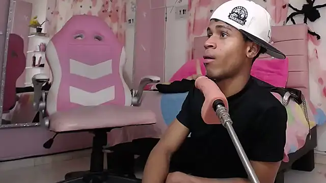Santy_bigcock_01n Webbikameraesitys
