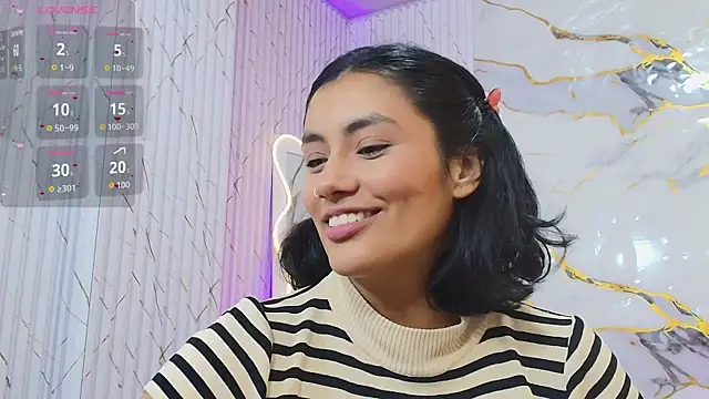 PEACHY_TAY's Live XXX Chat
