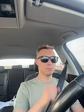 Webkamerová show mihneaxxx