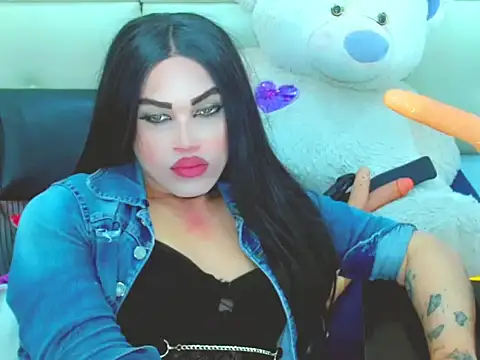 NharaBigCock Pertunjukan Webcam