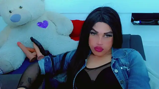 הופעת וובקאם של NharaBigCock