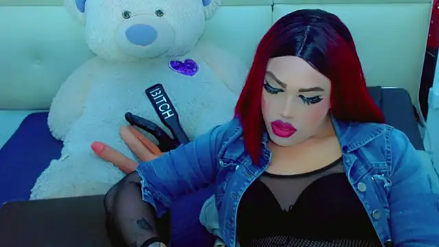 NharaBigCock Show in webcam