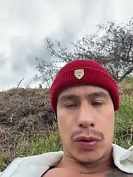 Show modela DominickSullivan na web-kameri