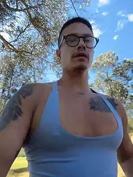 DOMINICKVEGAS77n Webbikameraesitys