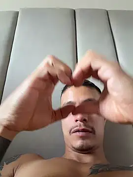 DOMINICKVEGAS77 Pertunjukan Webcam