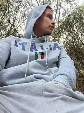 DOMINICKVEGAS77: διαδικτυακό σόου στην κάμερα