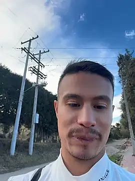 DOMINICKVEGAS77 网络视讯表演