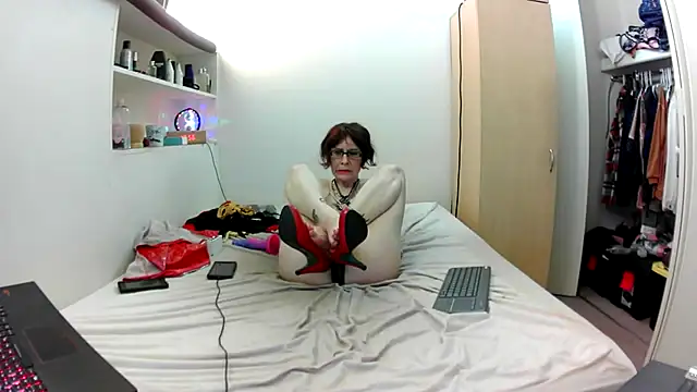 Empress_Lilith webkamerás műsora