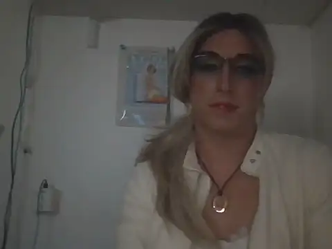 AgnesCross39 Webcamshow