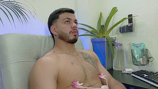 Show modela _kamilo na web-kameri