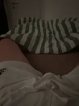 nas0076 Webcam-Show