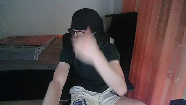 nas0076 Webcam-Show