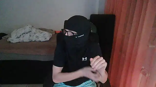 nas0076 Webcam-Show