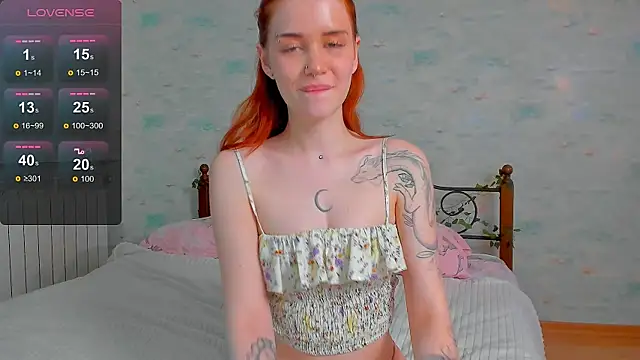 alice_with_freckles' Live XXX Chat