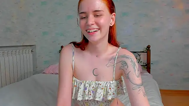 alice_with_freckles XXX чат на живо