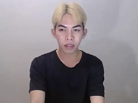 Urhotsilverboy Pertunjukan Webcam