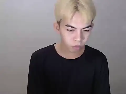 Urhotsilverboy Pertunjukan Webcam