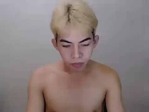 Urhotsilverboy Pertunjukan Webcam