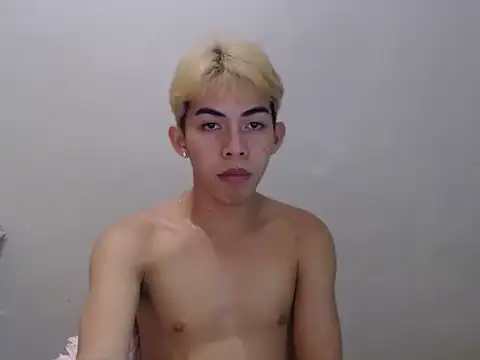 Urhotsilverboy Pertunjukan Webcam
