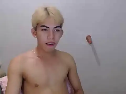 Urhotsilverboy Pertunjukan Webcam