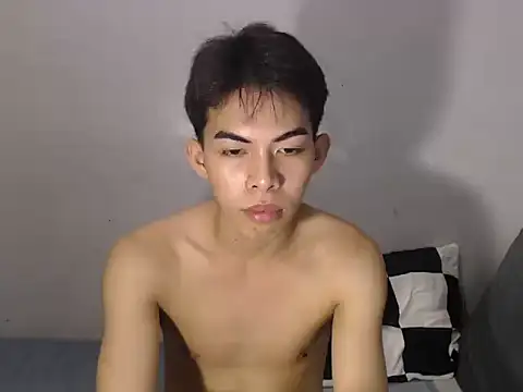 Urhotsilverboy 在線直播表演