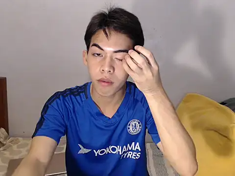 Urhotsilverboy Webcam Show
