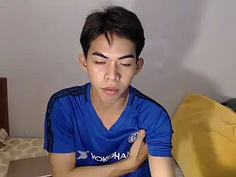 Urhotsilverboy 在線直播表演