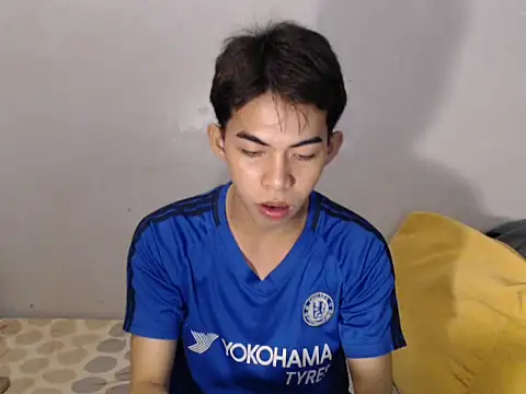 Urhotsilverboy 网络视讯表演