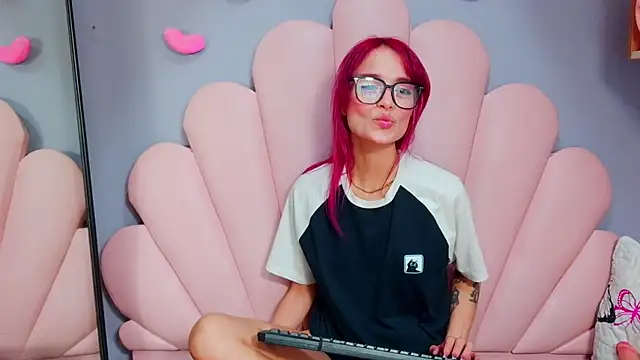 luci_miller Adlı Modelin Web Kamerası Şovu