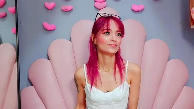 luci_miller's Live XXX Chat