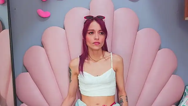 luci_miller's Webcam Show