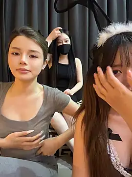 Show modela tutuya01 na web-kameri
