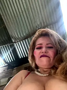 dirty_mother3's Webcam Show