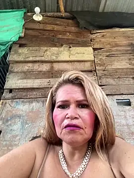 dirty_mother3のウェブカメラショー