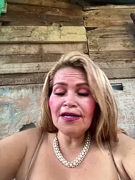 dirty_mother3 Show Webcam